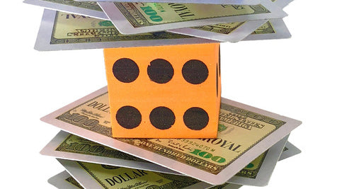 Is The 1474 Poker Dice Toy Good for Climbing Birds?