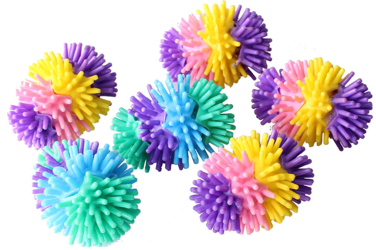 37133 Spiky Egg Foot Talon Toy - Bonka Bird Toys